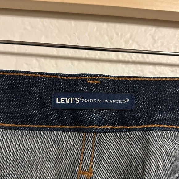 Levi's 502 Tapered Fit Denim Jeans - Size 32x34 - Dark Wash - Made & Crafted - Picture 4 of 6